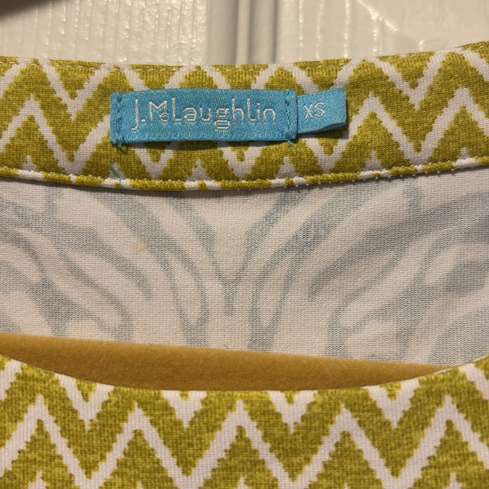 J. McLaughlin Chevron Dress in Yellow and White - Picture 2 of 2